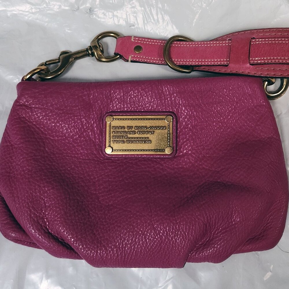 Marc by Marc Jacobs Fuchsia Shoulder Bag - EUC